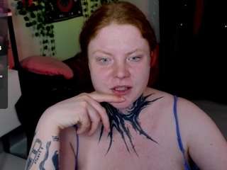 CassieRedKiss