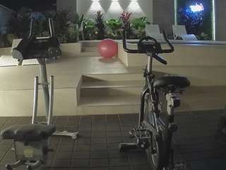 voyeurcam-casa-salsa-gym-bike