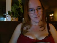 Hey, tja wat moet je hier neerzetten haha. Ik ben Sabina 43 jaar en ben op zoek naar wat plezier, spanning en avontuur.  Dit kan je zo breed zien als je zelf wil haha. Ik hoop iemand te leren kennen die gezellig spontaan en ondeugend kan zijn. Zie je jezelf hierin of heb je gewoon zin in (ont-) spanning zonder verplichtingen dan weet je me te vinden ;)   Liefs Sabina     (Vaak online tussen 19.30-23 uur)