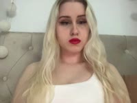 My name is Nicola , I’m 18 yrs old . I’m studying at university and I’m trying my best in sex industry