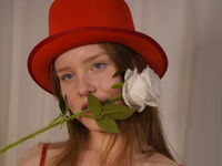 camgirl fingering shaved pussy AmadaDelprete