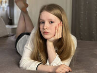 free nude live show LilianHoward