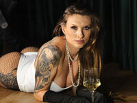 chat room webcam photo MiaSalles