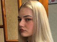 fingering cam whore NicolynMoore