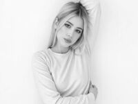 masturbating camgirl ZaraVelvettt