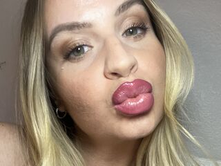 babecam PeachyyBunnyy
