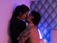 livecam picture MiaAndAaron