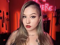 bizarre fetish chatroom AngelinaVonnDeep