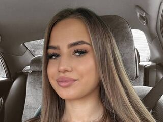 sex cam live AliceCire