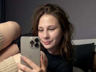fingering webcamgirl AlixSgambati