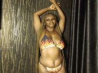 hot cam girl masturbating with sextoy AloraWest