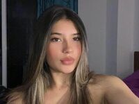 hot cam girl fingering pussy AmberCozzi