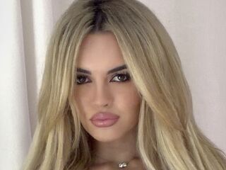 camgirl showing tits ArabellaRosa