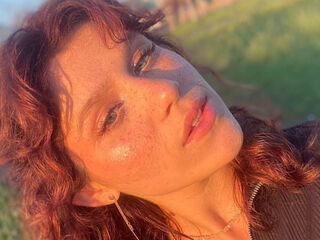 girl sex cam AstridChing