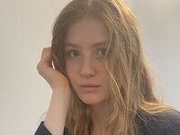 naked camgirl photo AuraTyce