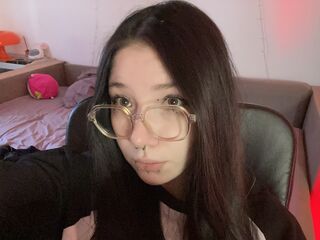 free liveshow AverySweet