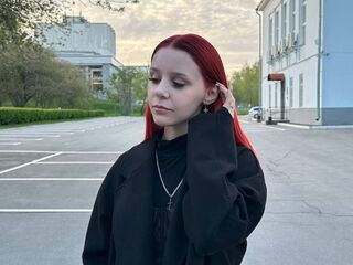 girl shaving pussy BeataSantisteban