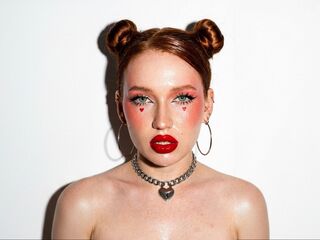 cam strip tease BellaMesmer