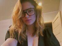naked girl with webcam fingering BreckBarris