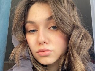 hot naked camgirl BriannaMauzey