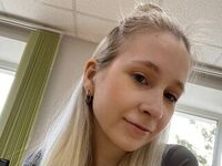 naked girl with webcam fingering pussy BrittleDorget