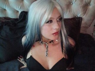 camgirl chat room CamiilaSeven