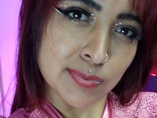 naughty camgirl fingering shaved pussy CamilaRodri