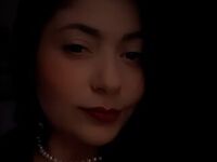 camgirl fingering bald pussy CandieLiz