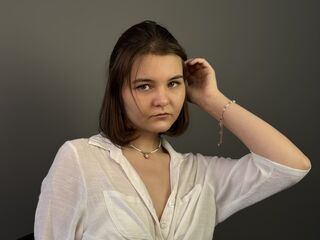 nude webcam girl CaritaMattox