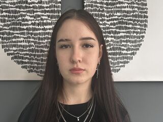 camwhore masturbating with dildo CharlotteFrazier