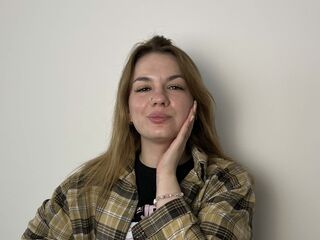 naked cam girl picture CherlyMarkes