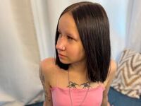 hot cam whore CorneliaHoght