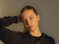 nude gamgirl CristalCinnamond