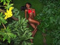 camgirl playing with vibrator DanWoods