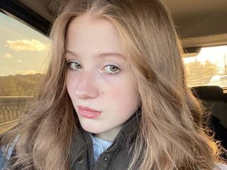 hot cam slut DaniellaSunshine