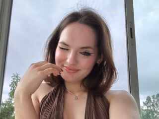 masturbating cam girl DebraBoo