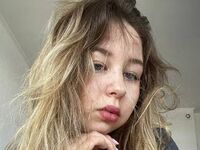 camslut fingering wet pussy DebraCooper