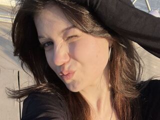 cam girl playing with vibrator DeloisHaydon