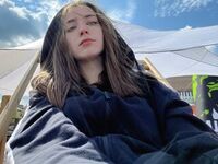 beautiful camgirl DelorisAhaus