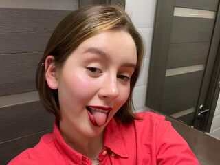 hot webcam slut DiSun