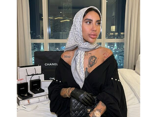 closeup webcam DianaCarolinas