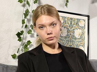 chat room live sex show DonellaAndra