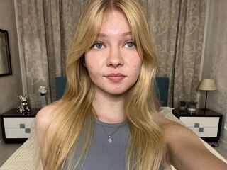 sexy camgirl chat DoraFlow