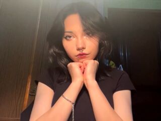 naughty cam girl masturbating ElbaBuckles