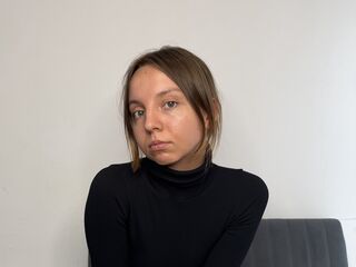 cam girl fingering EleonoraSzabo