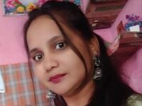 hot camslut EmiliaWalker