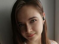 naked girl with webcam EmilieMollo