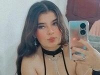 naked webcamgirl photo EmilyEvanzz