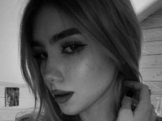 sexy live cam girl EmmaBlond