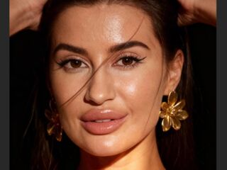 webcam striptease show EvaNever